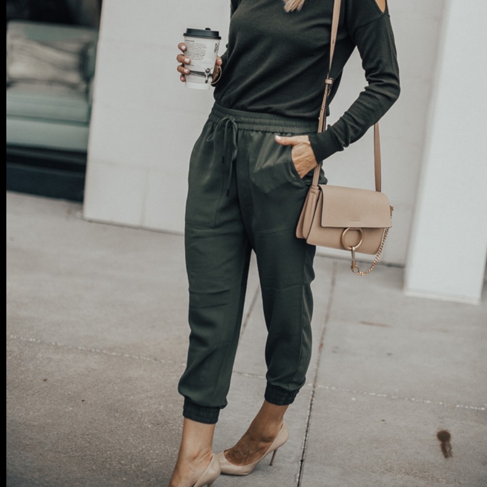 Urban Outfitters - Satin Joggers